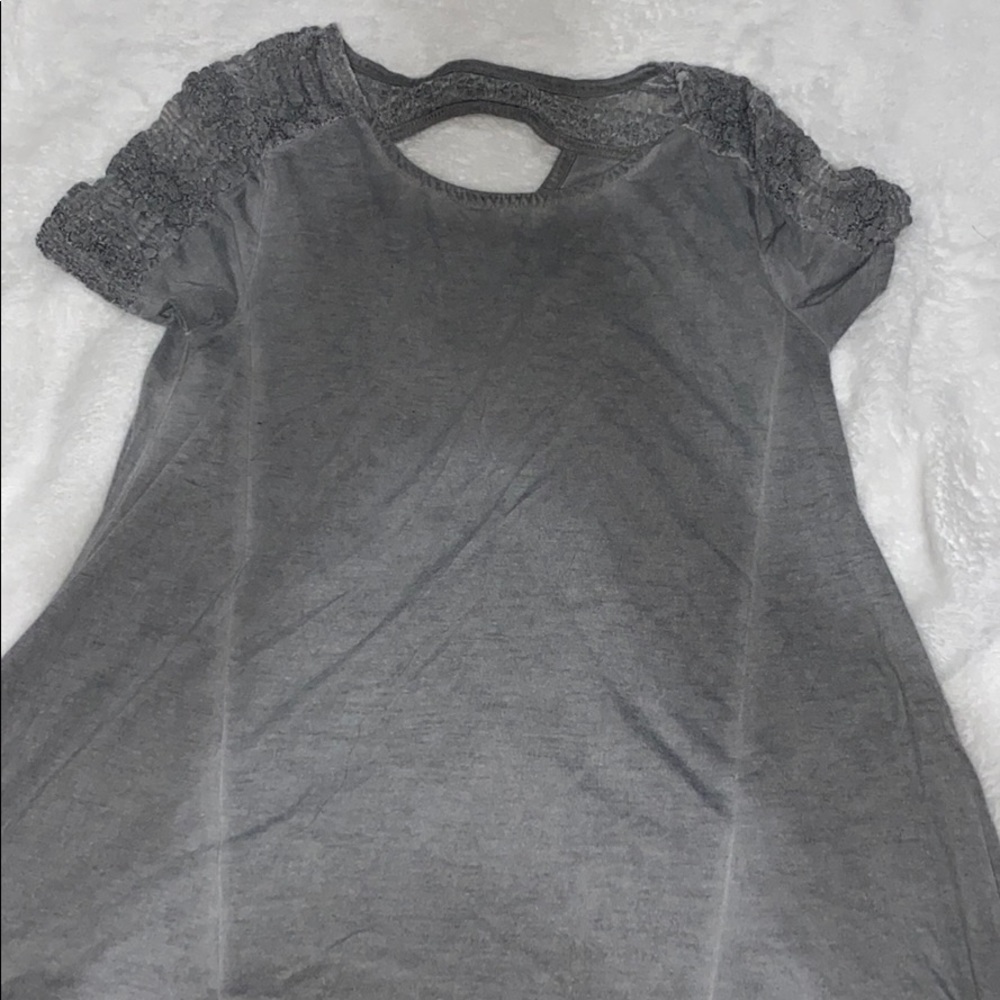 Lacy gray t shirt top